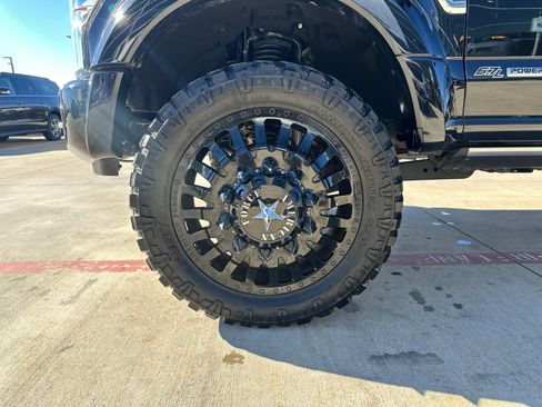 Used 2020 Ford F450 Platinum w/ FX4 Off-Road Package image 28