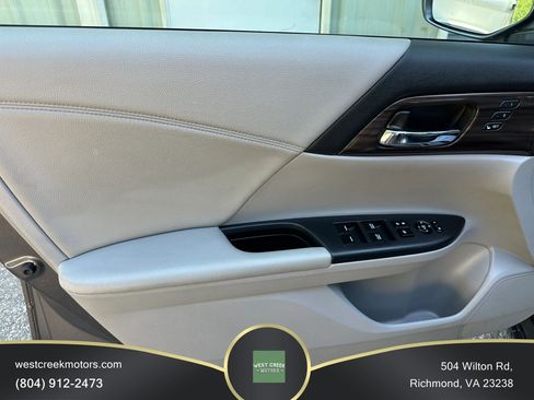Used 2017 Honda Accord EX-L image 17