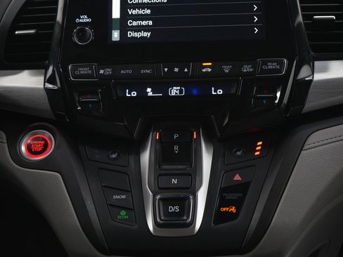 Used 2018 Honda Odyssey EX-L image 17