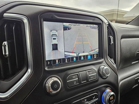 Used 2021 GMC Sierra 1500 AT4 w/ AT4 Premium Package image 18