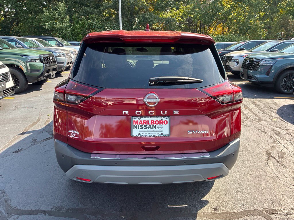 Used 2023 Nissan Rogue SV AWD/4WD image 6