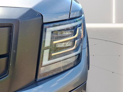 Used 2020 Nissan Titan PRO-4X w/ Pro-4x Convenience Package AWD/4WD image 10