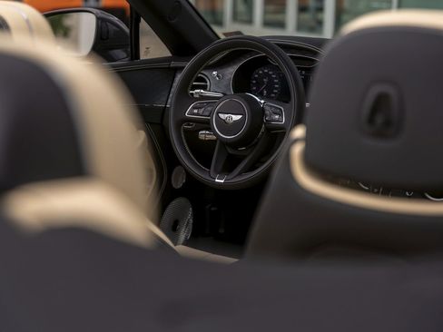 Certified 2024 Bentley Continental GT V8 AWD/4WD image 54