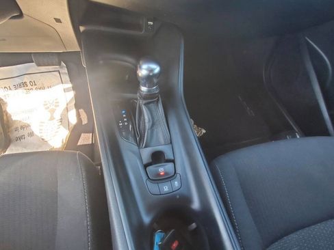 Used 2018 Toyota C-HR XLE image 18