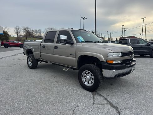 Used 2001 Chevrolet Silverado 2500 LT image 3