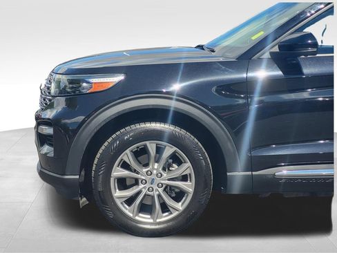 Used 2022 Ford Explorer Limited w/ Equipment Group 301A AWD/4WD image 10