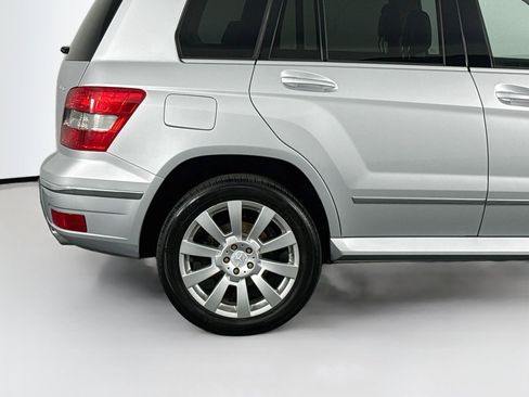 Used 2010 Mercedes-Benz GLK 350 4MATIC image 42