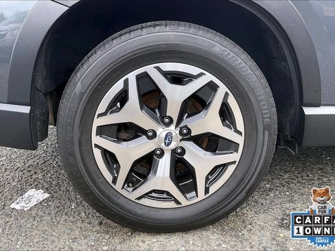 Certified 2023 Subaru Forester Premium AWD/4WD image 12