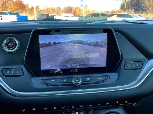 Used 2020 Chevrolet Blazer LT image 17