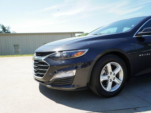 Used 2023 Chevrolet Malibu LT image 11