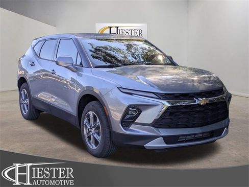 New 2025 Chevrolet Blazer LT image 1