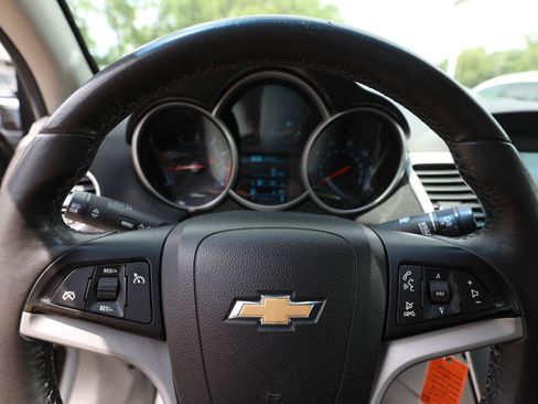 Used 2014 Chevrolet Cruze LT FWD image 19