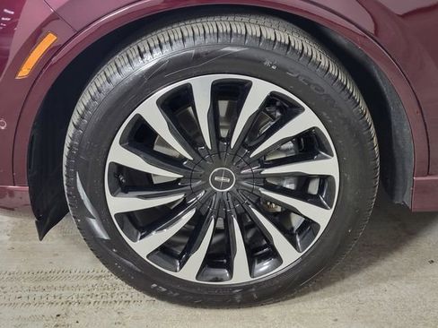 Used 2022 Lincoln Aviator Black Label Grand Touring AWD/4WD image 10