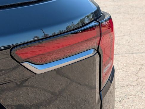 New 2026 GMC Terrain AT4 w/ Technology Package II AWD/4WD image 14