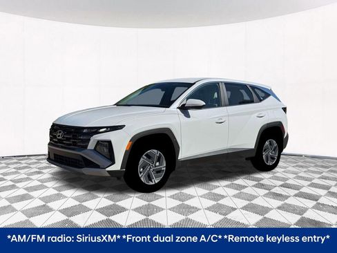 New 2026 Hyundai Tucson Blue SE AWD/4WD image 2