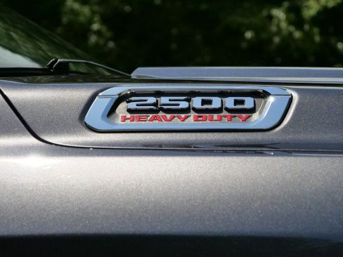 Used 2022 RAM 2500 Big Horn AWD/4WD image 8