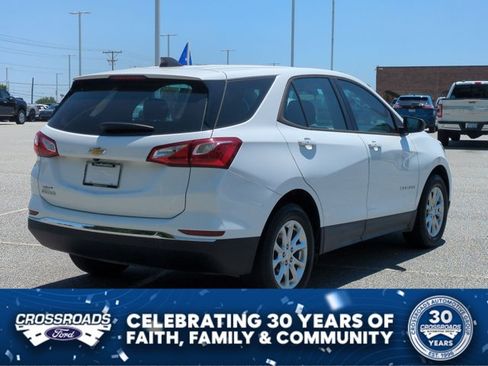 Used 2018 Chevrolet Equinox LS FWD image 4