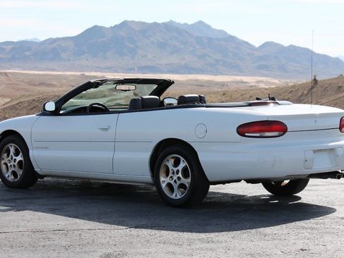Used 2000 Chrysler Sebring JXI image 5