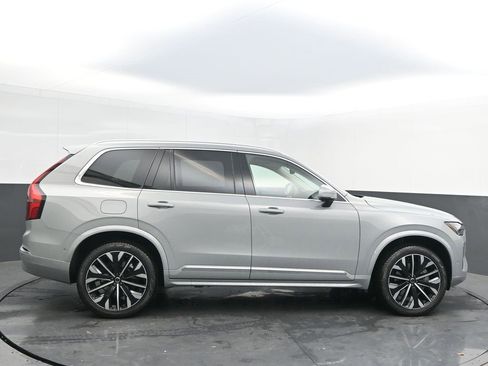 New 2026 Volvo XC90 B6 Ultra image 8