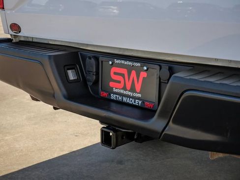 Used 2017 Ford F150 XL w/ XL Power Equipment Group AWD/4WD image 13