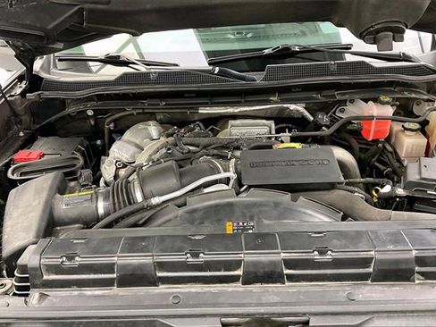 Used 2022 Chevrolet Silverado 3500 High Country image 29