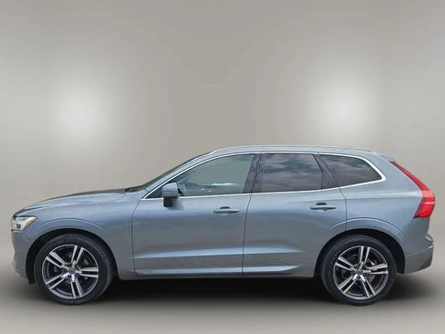 Used 2018 Volvo XC60 T5 Momentum w/ Vision Package AWD/4WD image 5