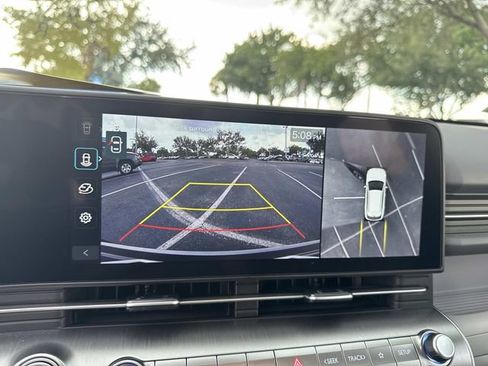 Used 2026 Hyundai Kona Limited FWD image 25