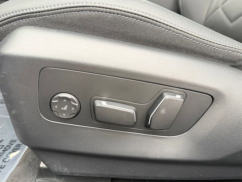 Certified 2026 BMW i5 eDrive40 w/ M Sport Package image 35