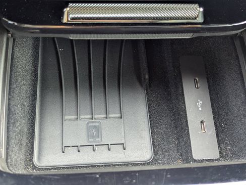 Used 2024 Porsche Cayenne AWD/4WD image 22