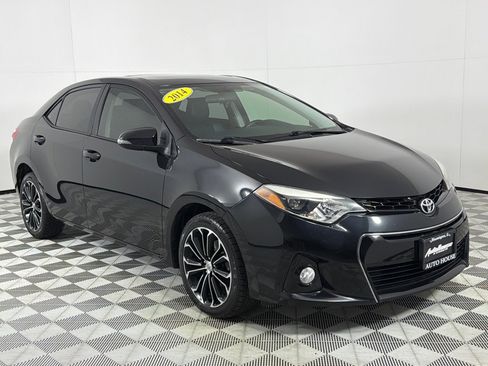Used 2014 Toyota Corolla S Premium w/ Driver Convenience Package image 3