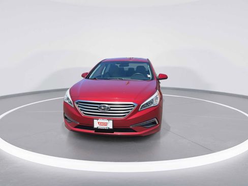 Used 2015 Hyundai Sonata SE FWD image 3