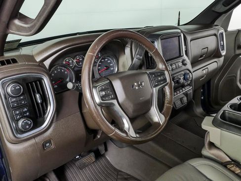 Certified 2021 Chevrolet Silverado 1500 RST AWD/4WD image 4
