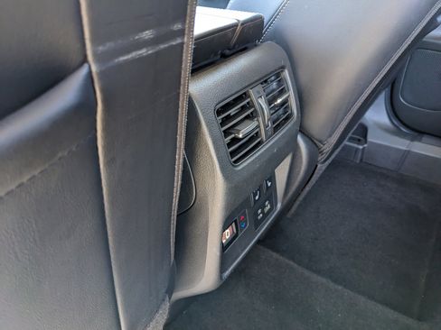 Used 2021 Nissan Rogue Platinum image 23