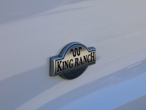 Used 2021 Ford Explorer King Ranch w/ Premium Technology Package image 7