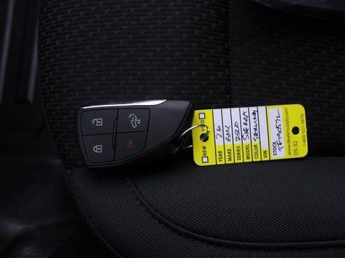 New 2026 GMC Sierra 2500 Pro w/ Convenience Package image 7