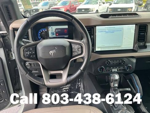Used 2022 Ford Bronco Wildtrak AWD/4WD image 17