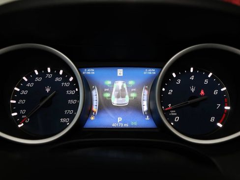 Used 2018 Maserati Ghibli GranLusso RWD image 17