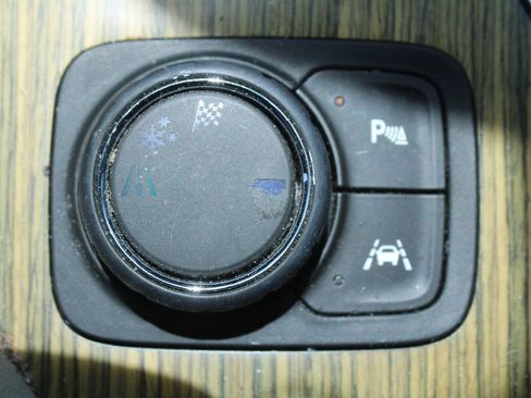 Used 2019 GMC Acadia Denali w/ Technology Package FWD image 42