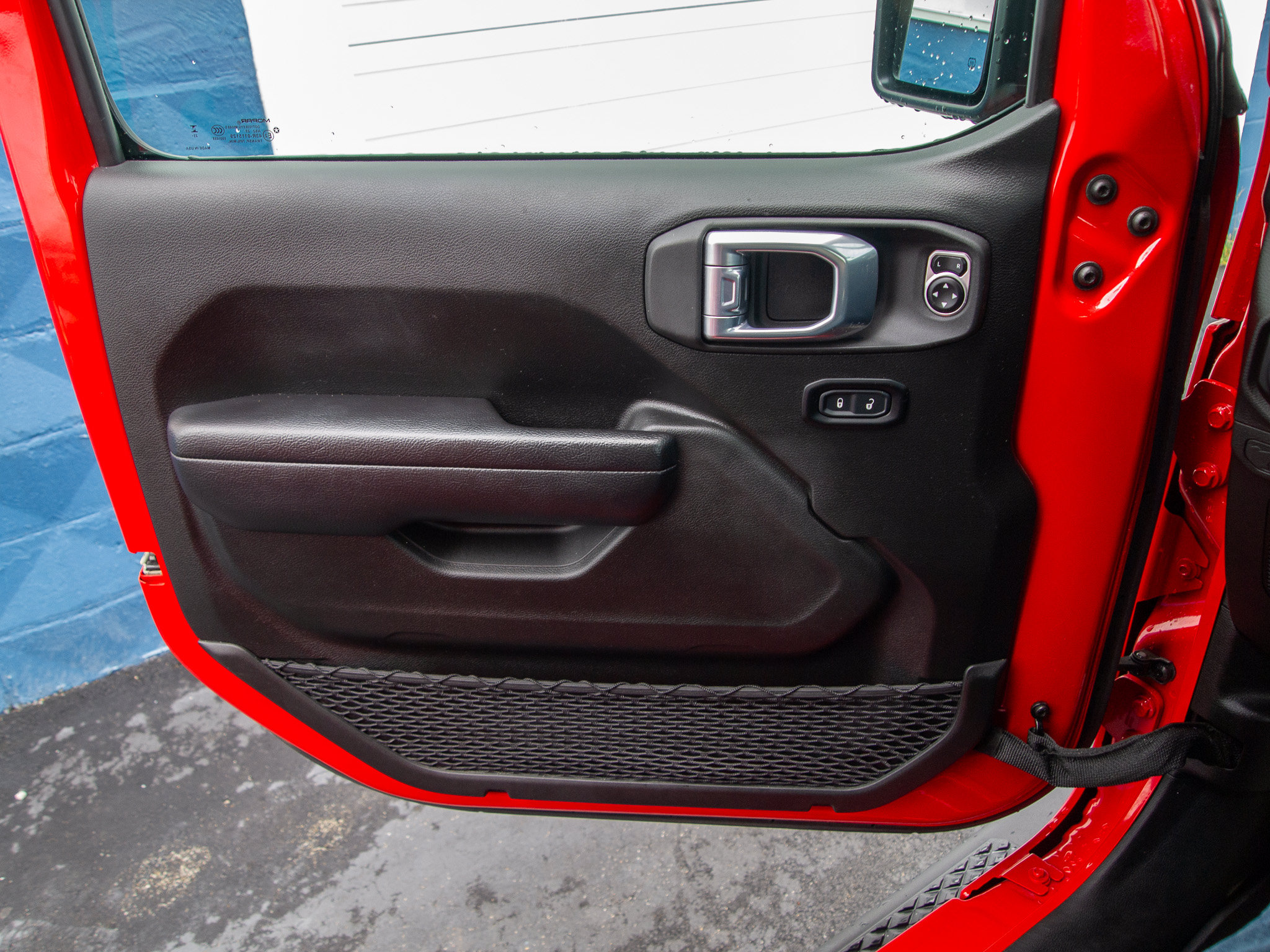 Used 2024 Jeep Gladiator Sport AWD/4WD image 11
