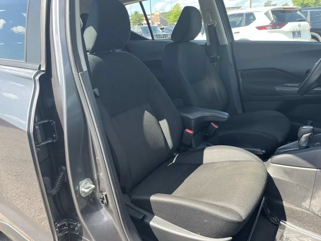 Used 2024 Nissan Kicks S FWD image 25