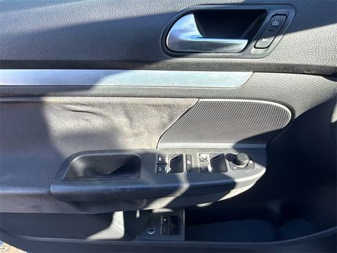 Used 2006 Volkswagen Jetta GLI image 20