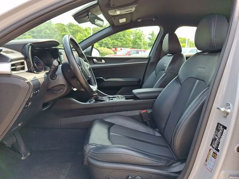 Used 2022 Kia K5 GT-Line FWD image 15