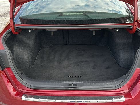 Certified 2020 Nissan Altima 2.5 SR w/ Premium Package image 7