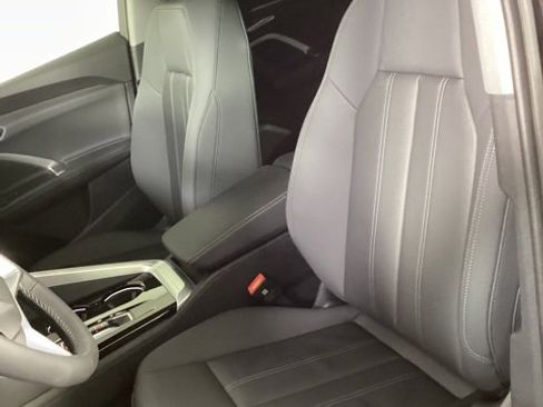 New 2025 Audi Q5 Premium image 12