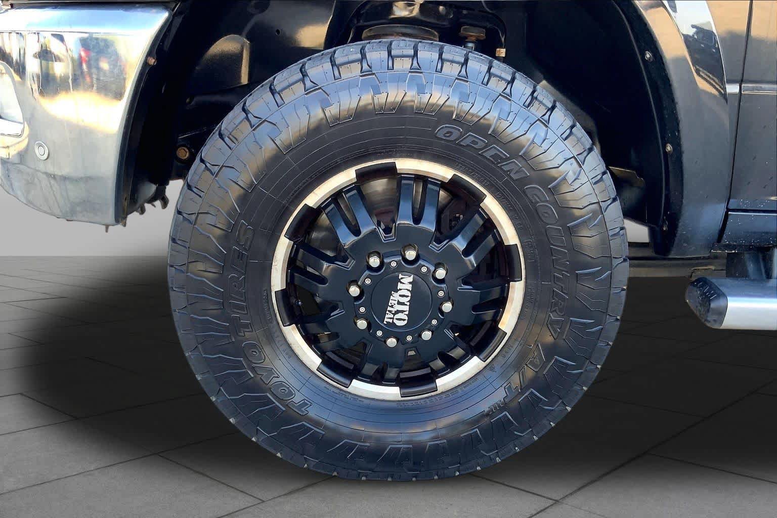 Used 2016 RAM 3500 Laramie AWD/4WD image 10