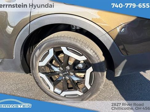 Used 2024 Kia Telluride EX w/ EX Captain's Chair Package AWD/4WD image 25