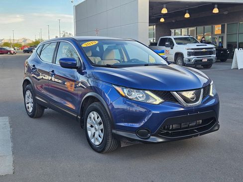 Used 2019 Nissan Rogue Sport S image 7