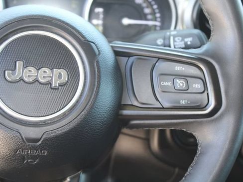 Used 2023 Jeep Wrangler Unlimited w/ Cold Weather Group AWD/4WD image 22