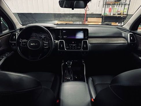 Used 2022 Kia Sorento X-Line EX image 28
