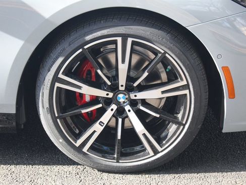 Used 2026 BMW 530i xDrive w/ Executive Package AWD/4WD image 12